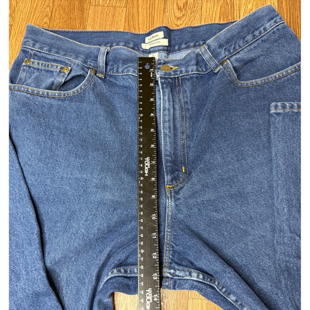 LL Bean Original Fit Straight Leg Jeans Womens 18 Reg Medium Wash Blue Cotton - Picture 2 of 10